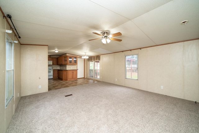 1833 Peach Orchard, Marshall, TX 75672