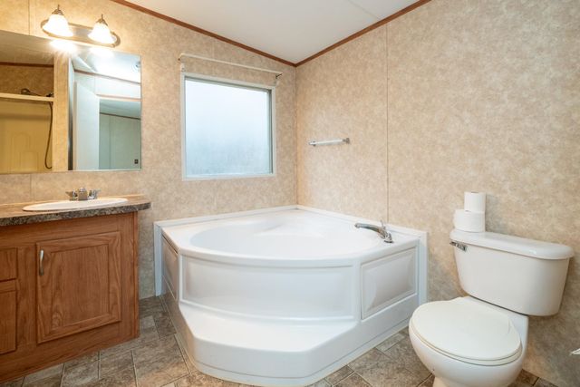 1833 Peach Orchard, Marshall, TX 75672