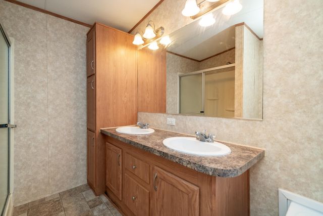 1833 Peach Orchard, Marshall, TX 75672