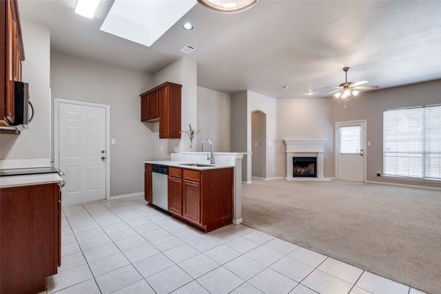 1302 Poinsettia Boulevard, Denton, TX 76208