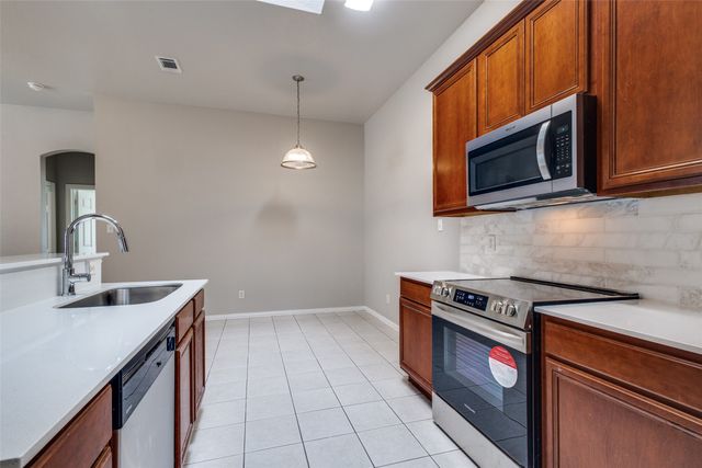 1302 Poinsettia Boulevard, Denton, TX 76208