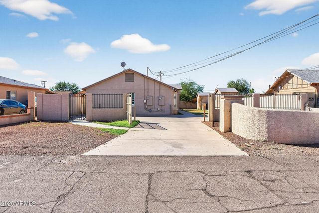 8321 W Edwards Street B, Peoria, AZ 85345