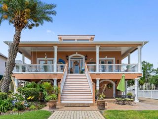1456 Beach Boulevard, Biloxi, MS 39530