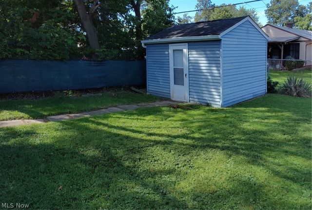 6382 Alderwood Road, Parma Heights, OH 44130