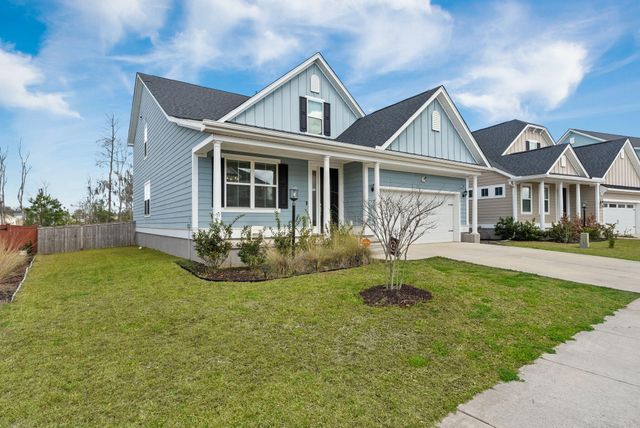 616 Black Pine Road, Moncks Corner, SC 29461