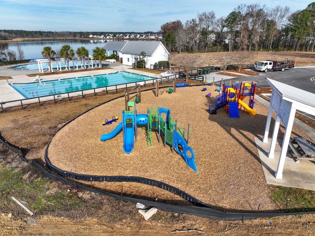 616 Black Pine Road, Moncks Corner, SC 29461