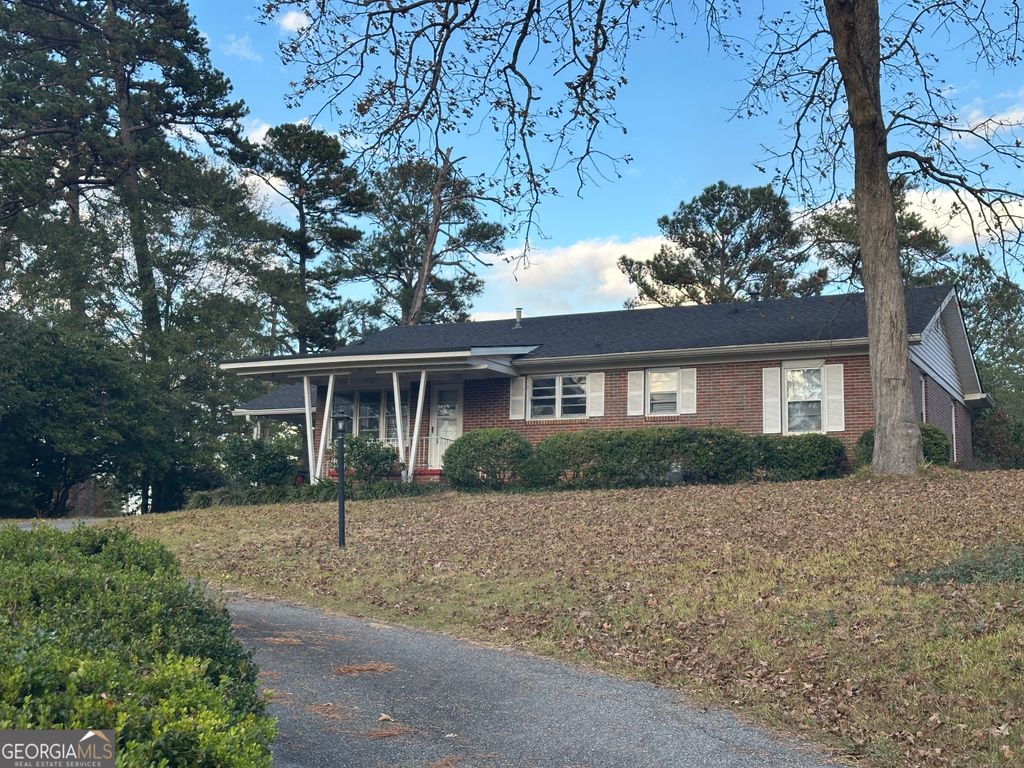 2526 Old Holton Road, Macon, GA 31204