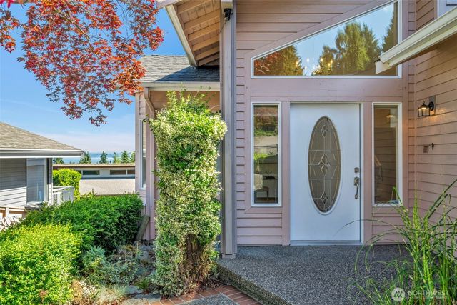 4927 23rd Avenue W, Everett, WA 98203
