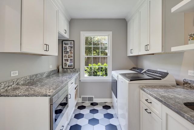1853 HUNTERS HILL DR, Germantown, TN 38138