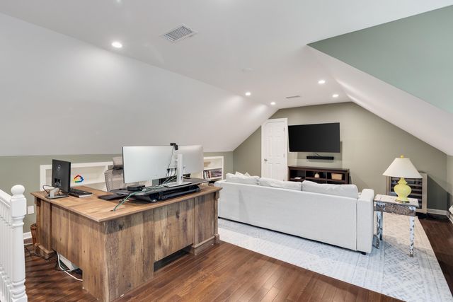 1853 HUNTERS HILL DR, Germantown, TN 38138