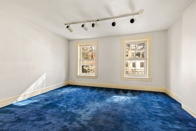 245 E 61ST Street, New York City, NY 10065