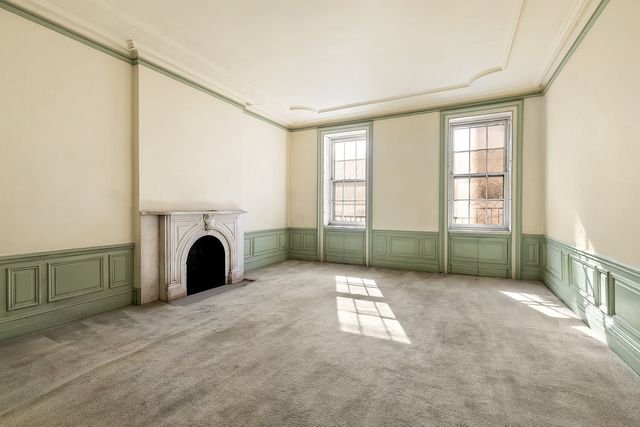 245 E 61ST Street, New York City, NY 10065