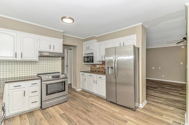 181 Moss Dale Ln., Pawleys Island, SC 29585