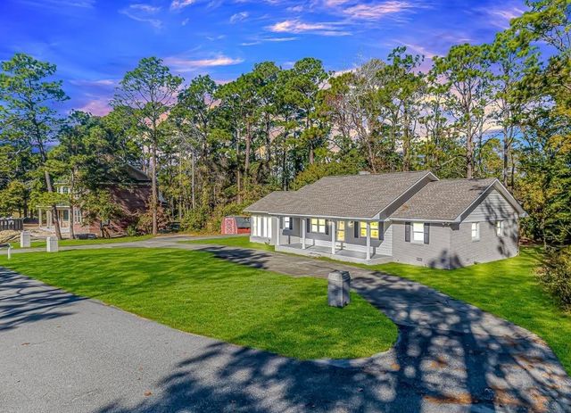 181 Moss Dale Ln., Pawleys Island, SC 29585