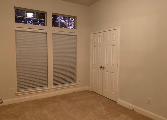 4005 E Timber Cut Court, Pearland, TX 77584