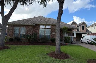 4005 E Timber Cut Court, Pearland, TX 77584