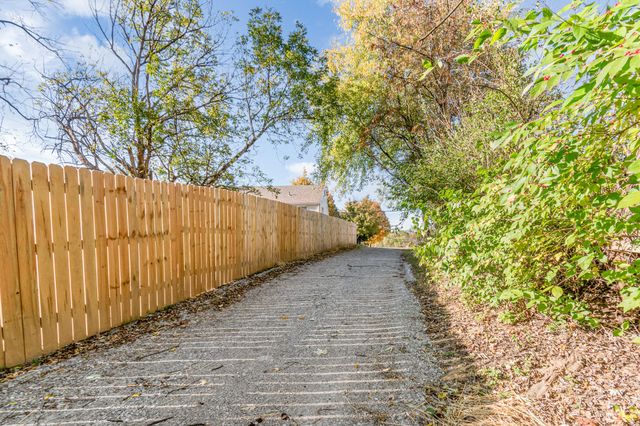 865 Ridgeview Drive, Florence, KY 41042