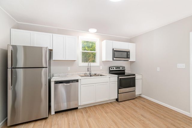 865 Ridgeview Drive, Florence, KY 41042