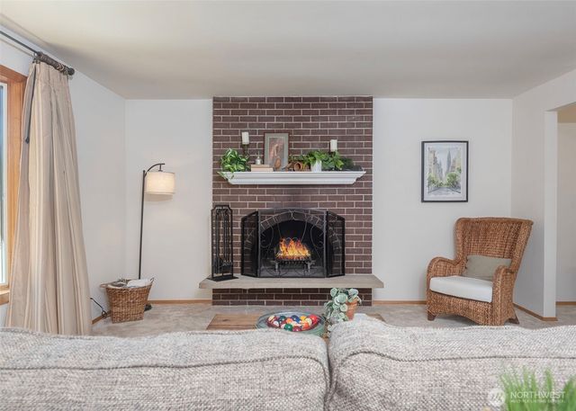 8821 221st Place SW, Edmonds, WA 98026