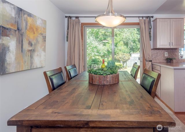 8821 221st Place SW, Edmonds, WA 98026