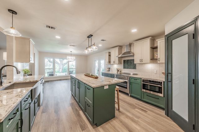 7408 Golf Club Drive, Fort Worth, TX 76179