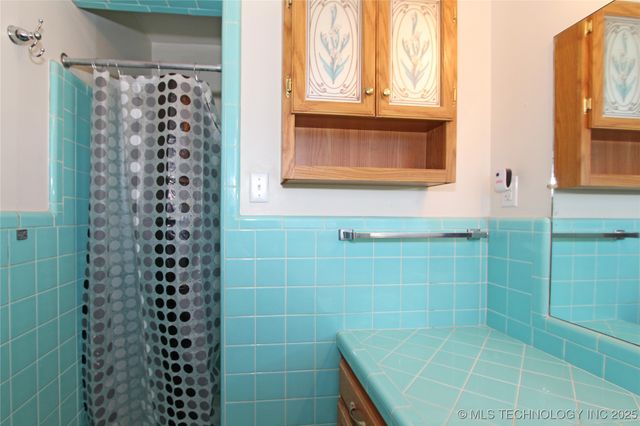 912 W Shawnee Avenue, Nowata, OK 74048