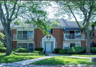 2 Hickory Hill Road B, Amherst, NY 14221