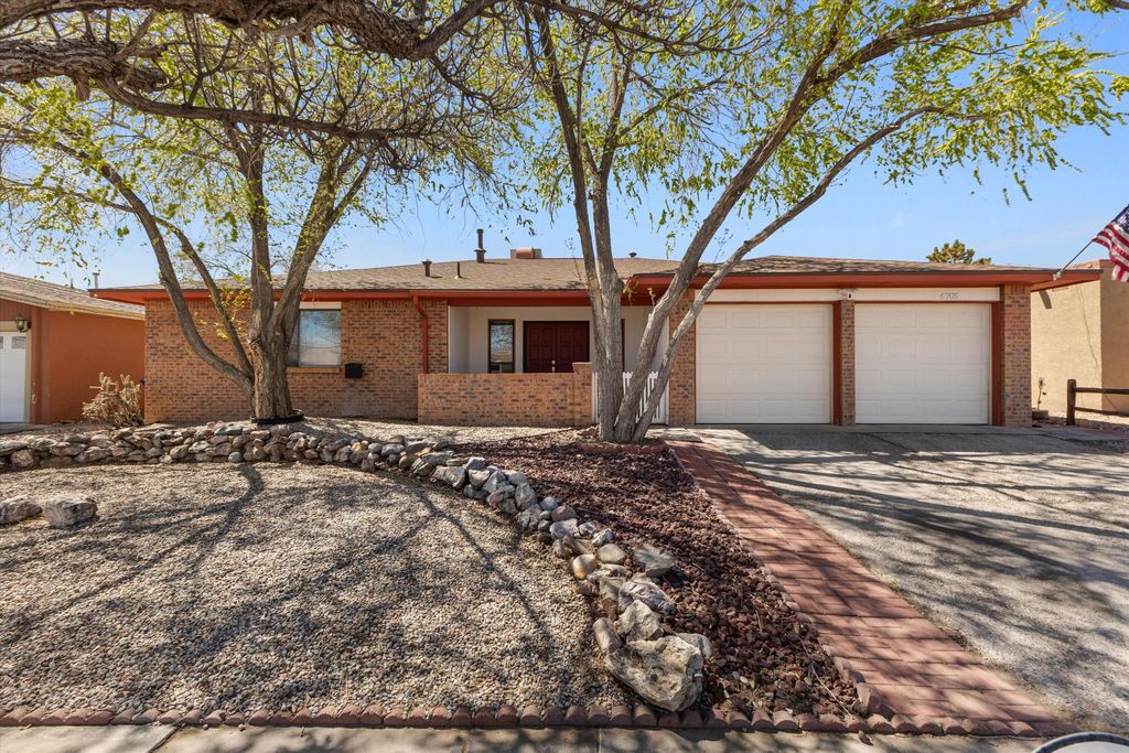 6705 Rustler Road NW, Albuquerque, NM 87120