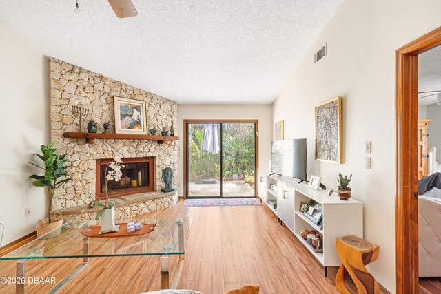 196 Deer Lake Circle, Ormond Beach, FL 32174