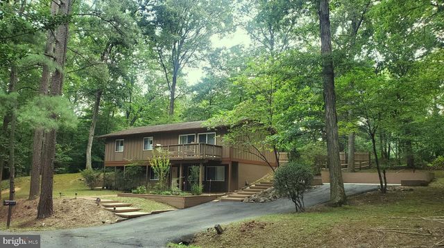 2512 FAUQUIER LN, Reston, VA 20191
