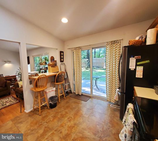2512 FAUQUIER LN, Reston, VA 20191