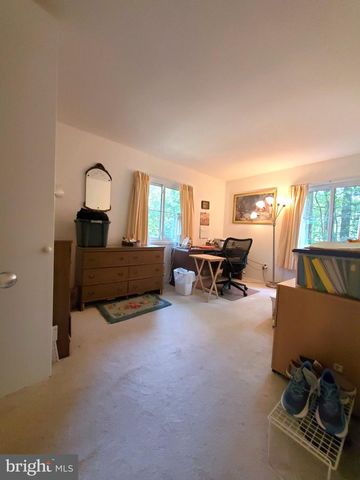 2512 FAUQUIER LN, Reston, VA 20191