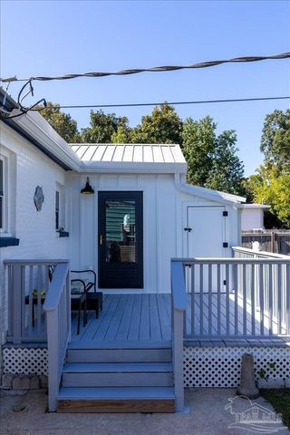 210 Berry Rd, Pensacola, FL 32507