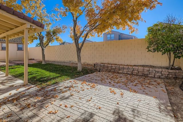 183 Apache Tear Court, Las Vegas, NV 89123