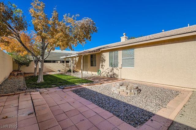 183 Apache Tear Court, Las Vegas, NV 89123