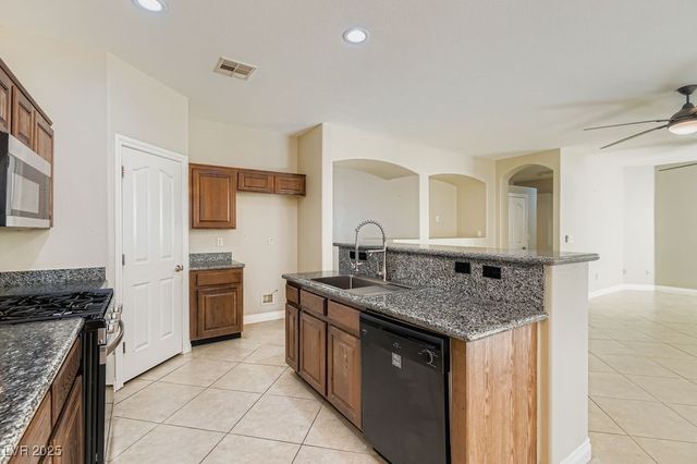 183 Apache Tear Court, Las Vegas, NV 89123