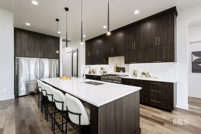 24564 Regal Rd, Middleton, ID 83644