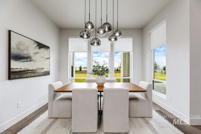 24564 Regal Rd, Middleton, ID 83644