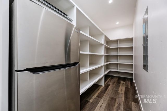 24564 Regal Rd, Middleton, ID 83644
