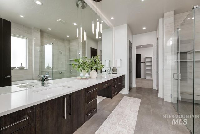 24564 Regal Rd, Middleton, ID 83644