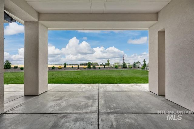 24564 Regal Rd, Middleton, ID 83644