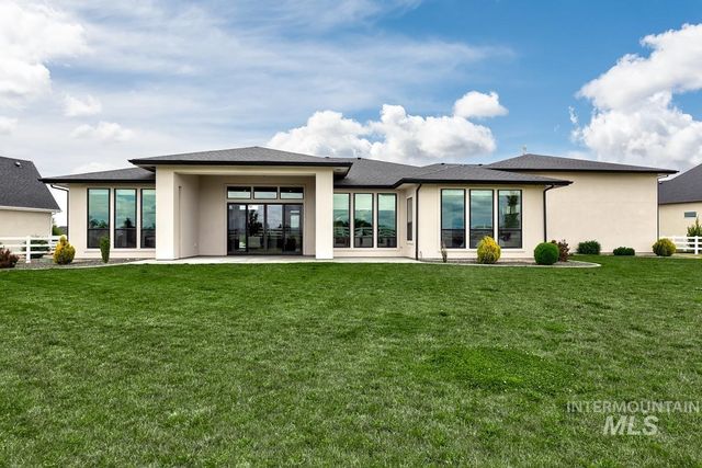 24564 Regal Rd, Middleton, ID 83644