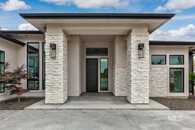 24564 Regal Rd, Middleton, ID 83644