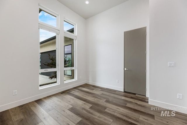 24564 Regal Rd, Middleton, ID 83644