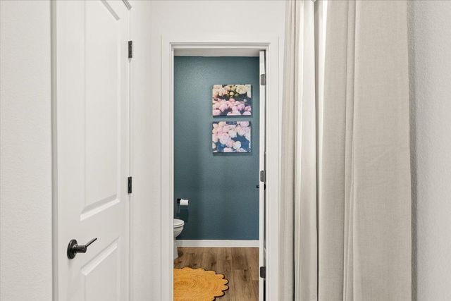 3193 Arbor View Dr, Folsom, CA 95630