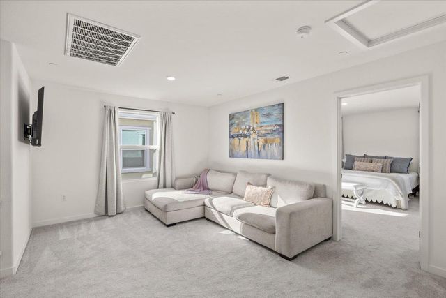 3193 Arbor View Dr, Folsom, CA 95630