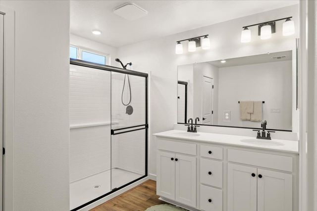 3193 Arbor View Dr, Folsom, CA 95630