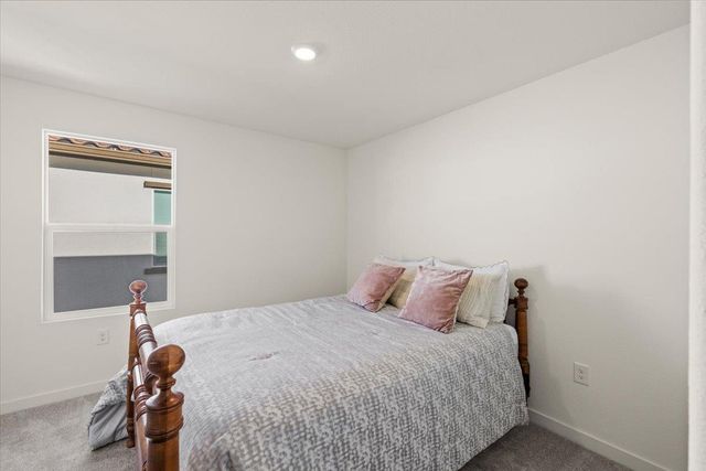 3193 Arbor View Dr, Folsom, CA 95630