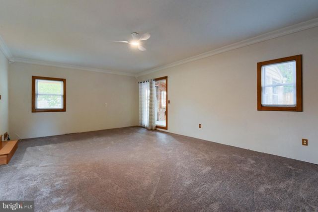 401 JAMES ST, Mechanicsburg, PA 17055