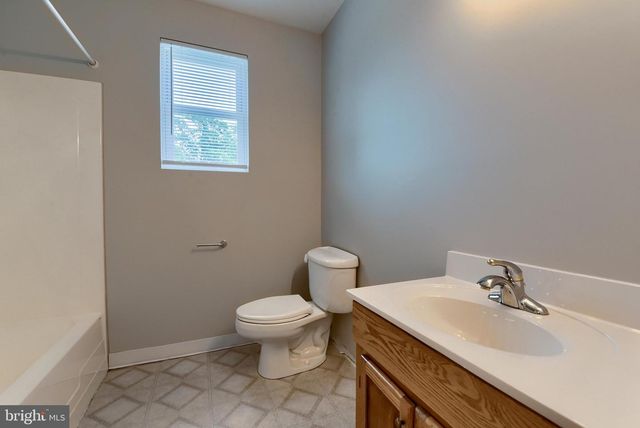 401 JAMES ST, Mechanicsburg, PA 17055
